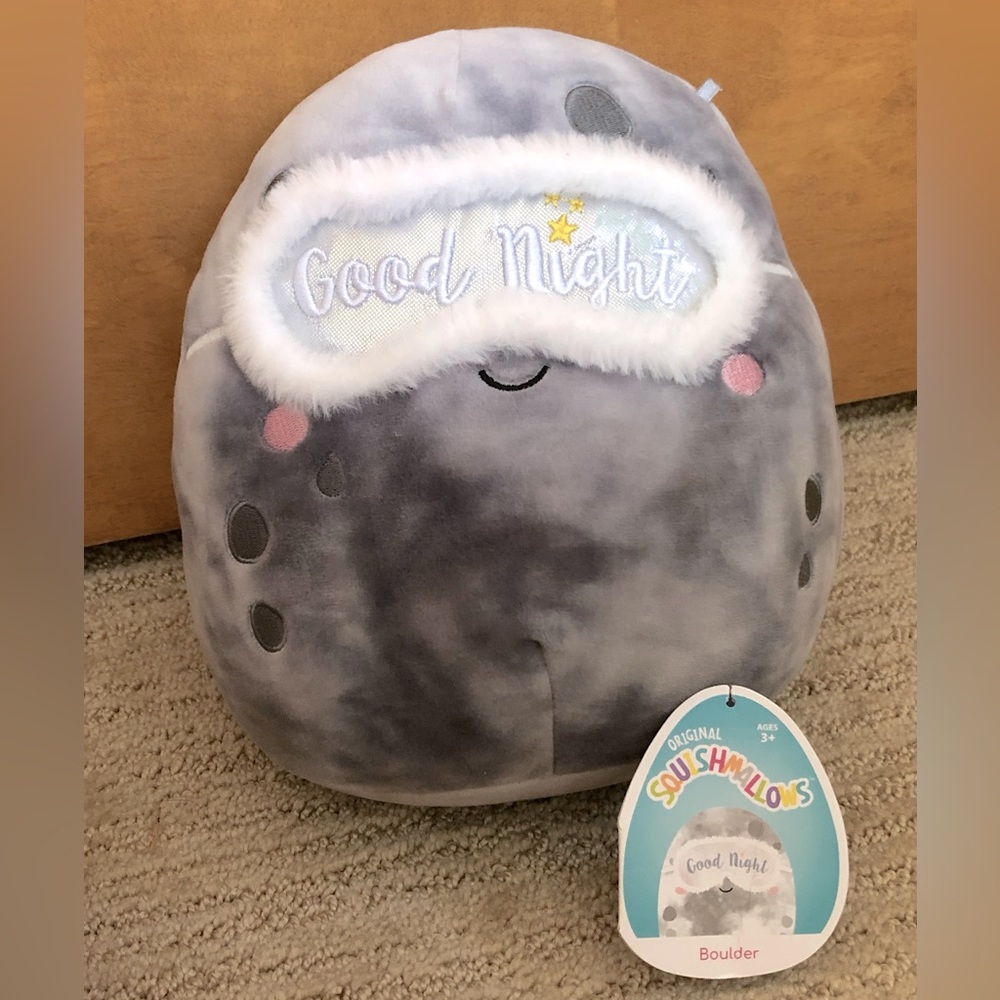 NWT Boulder 8” squishmallow